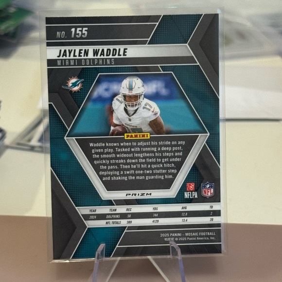 🔥 2025 Jaylen Waddle Panini Mosaic Silver Reactive Prizm Card. Miami Dolphins - Picture 2 of 2